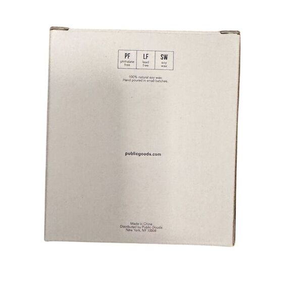 Public Goods Cedar & Suede Soy Candle 12.3oz with 3 wicks - Picture 6 of 6